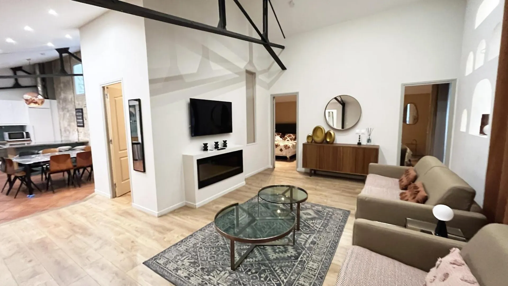 Urban Flat 161 - Sublime 4bdr Luxury Flat In